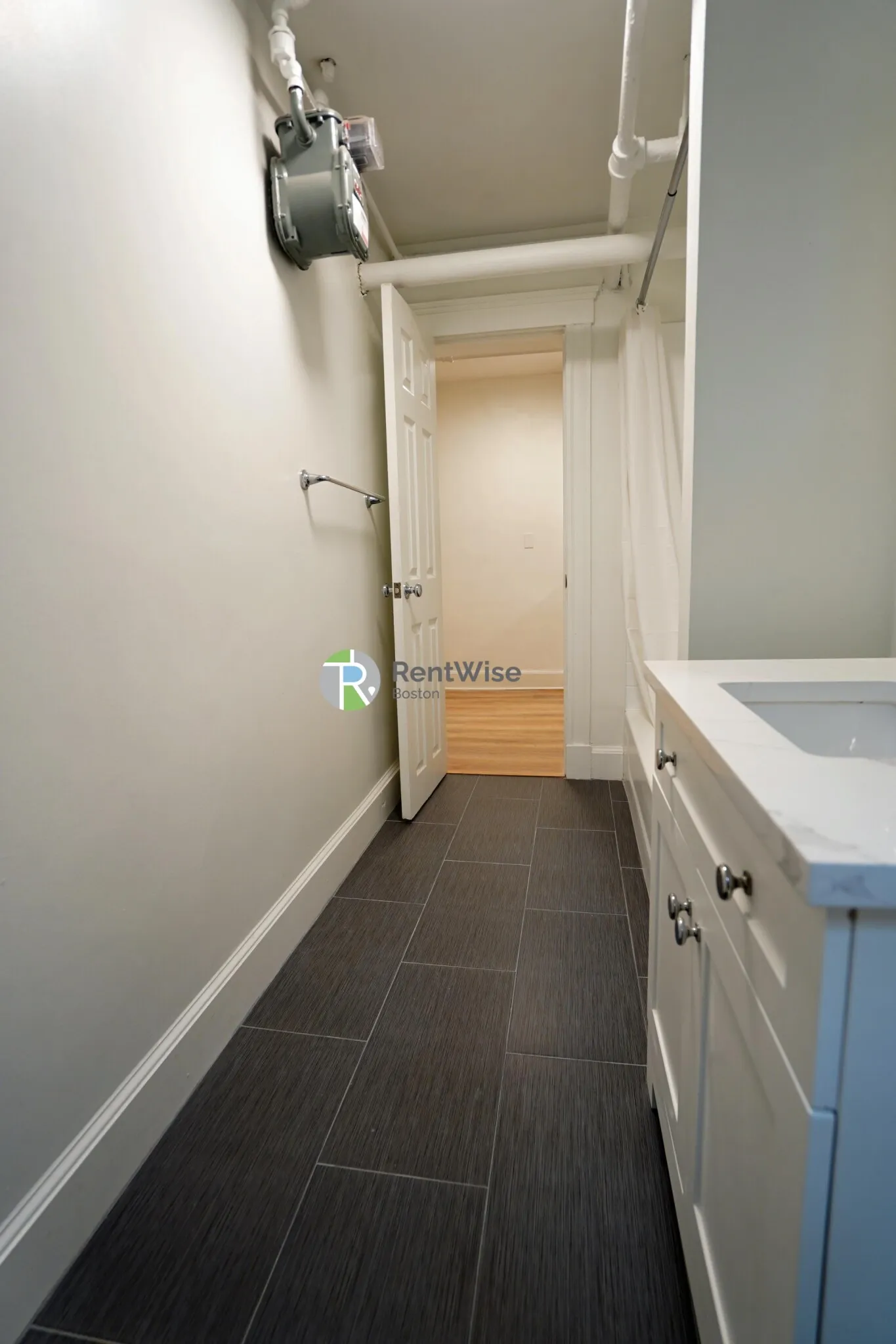 2 bed, 1 bath apartment for rent at 6 Camelot Ct Unit A, Brighton — photo 11 of 19