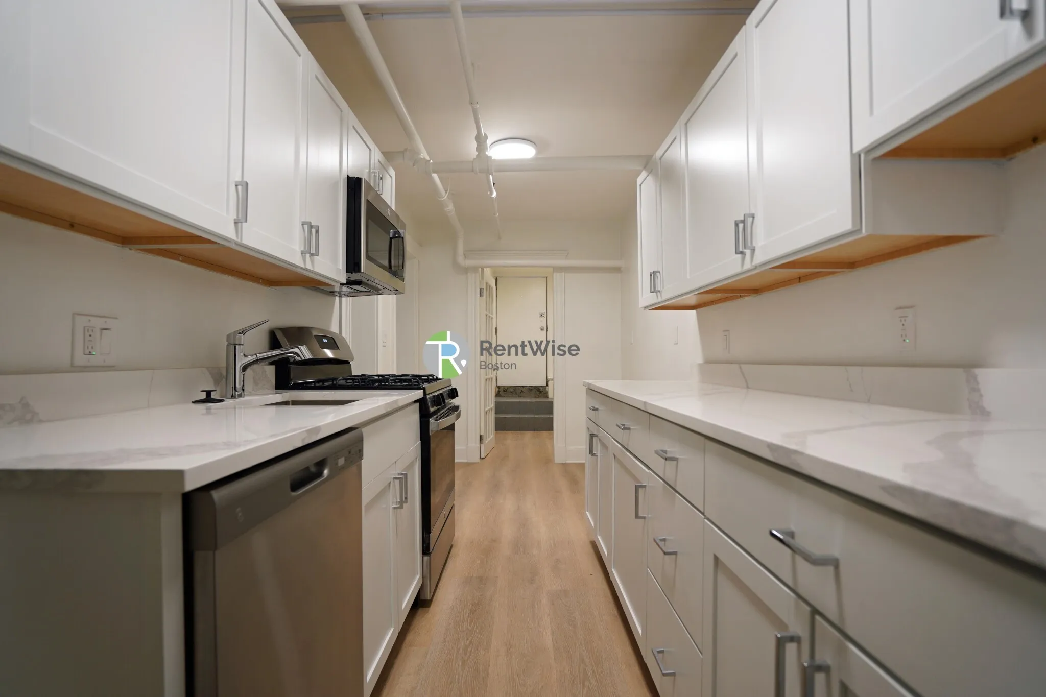 2 bed, 1 bath apartment for rent at 6 Camelot Ct Unit A, Brighton — photo 6 of 19