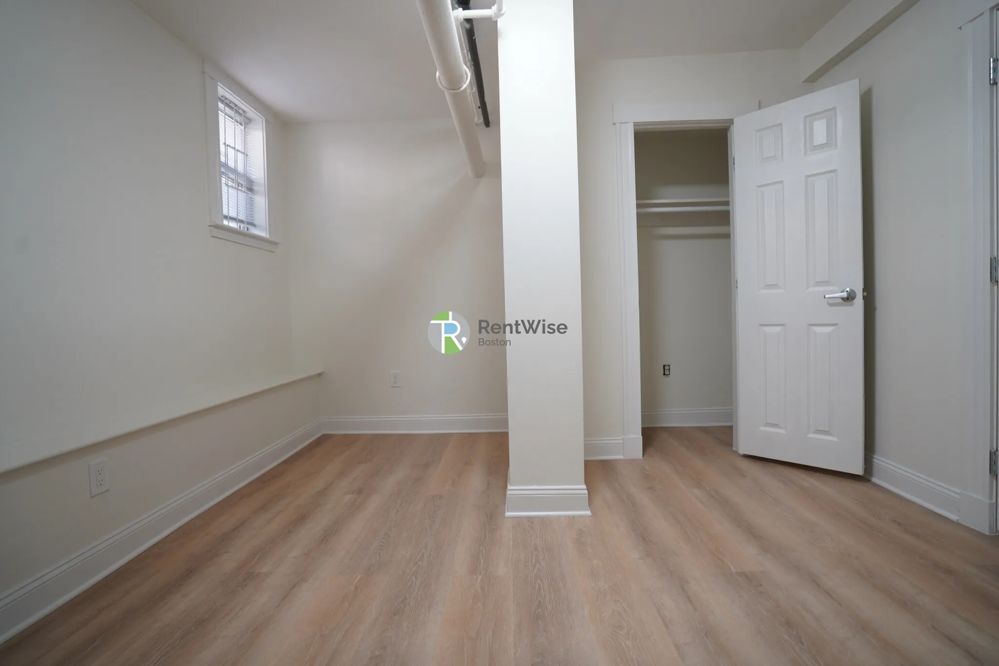 2 bed, 1 bath apartment for rent at 6 Camelot Ct Unit B, Brighton — photo 13 of 22