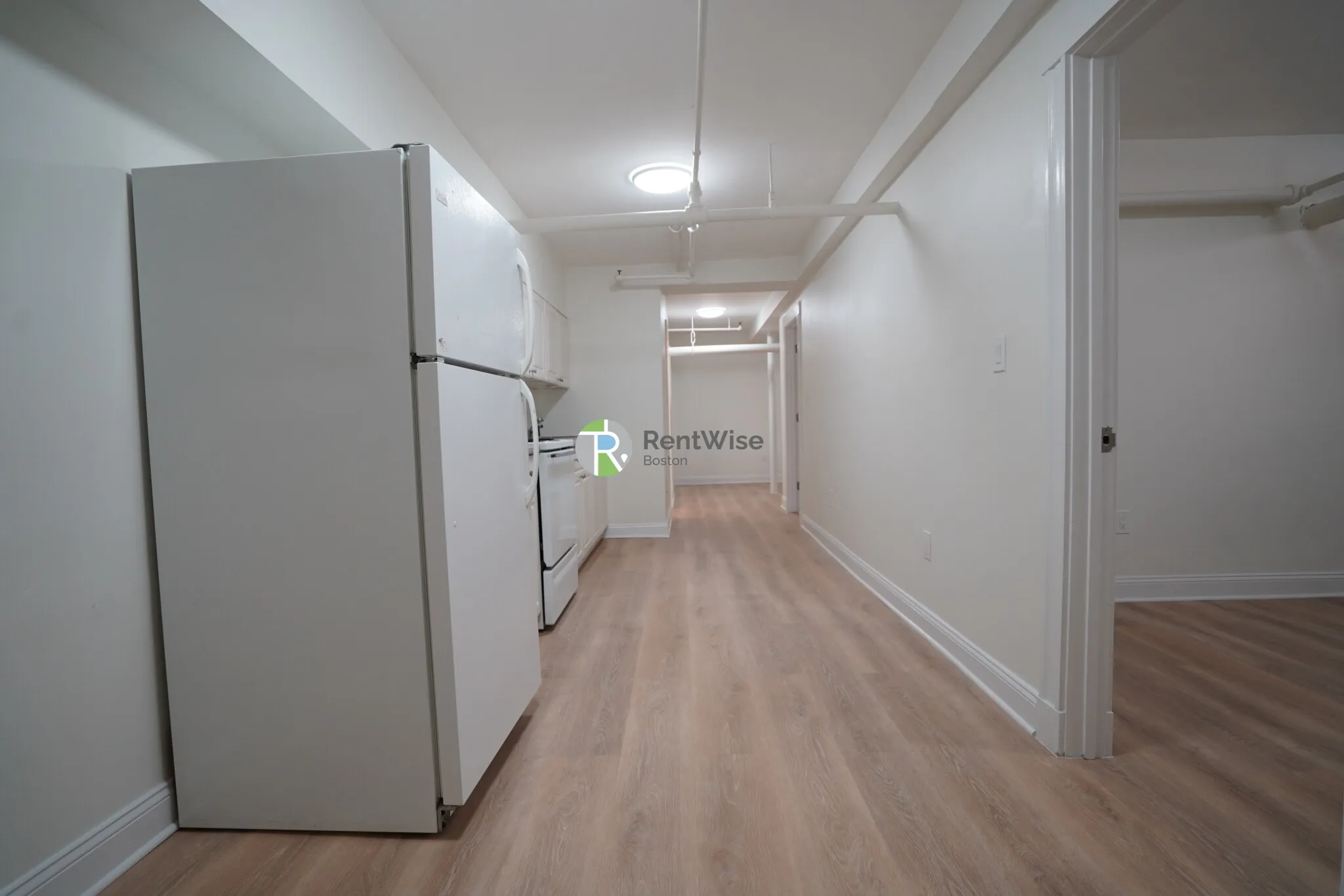 2 bed, 1 bath apartment for rent at 6 Camelot Ct Unit B, Brighton — photo 12 of 22