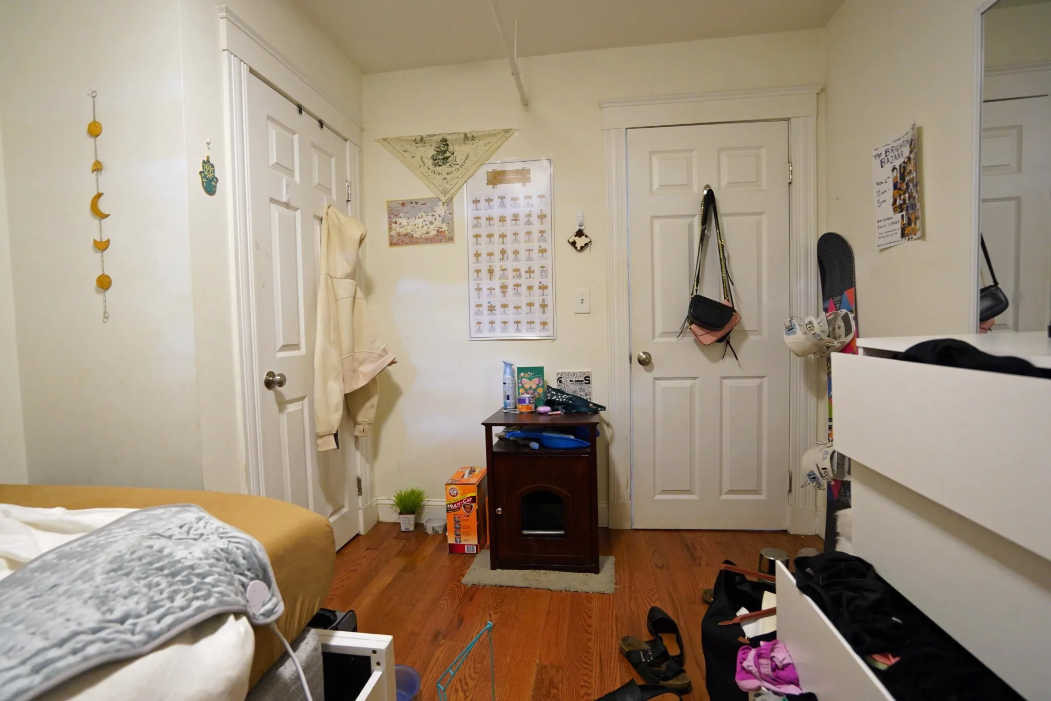 3 bed, 2 bath apartment for rent at 6 Camelot Ct Unit C, Brighton — photo 10 of 18