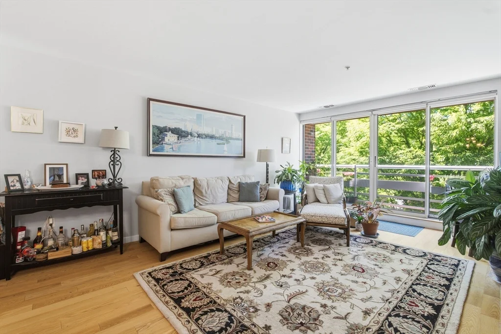 1 bed, 1 bath apartment for rent at 6 Canal Park Unit 303, East Cambridge — photo 5 of 28