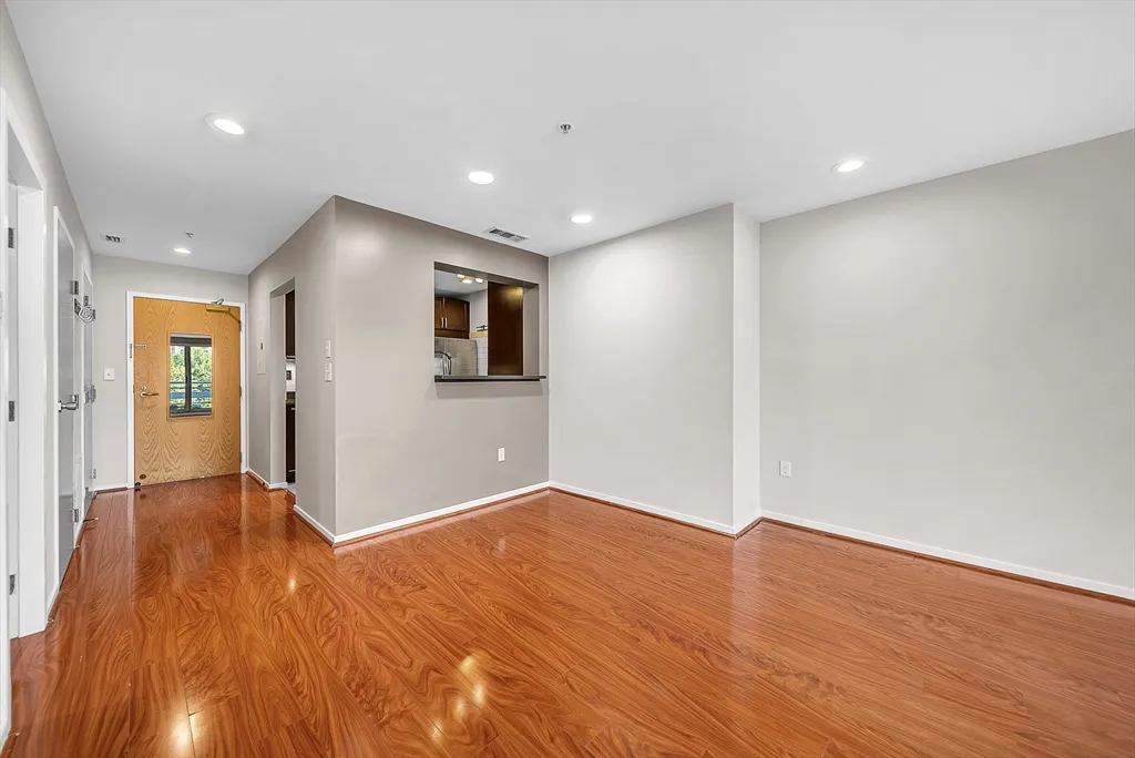 1 bed, 1 bath apartment for rent at 6 Canal Park Unit 408, East Cambridge — photo 14 of 41