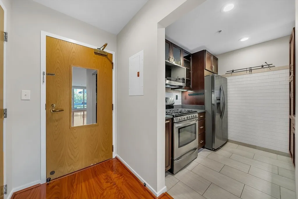 1 bed, 1 bath apartment for rent at 6 Canal Park Unit 408, East Cambridge — photo 20 of 41