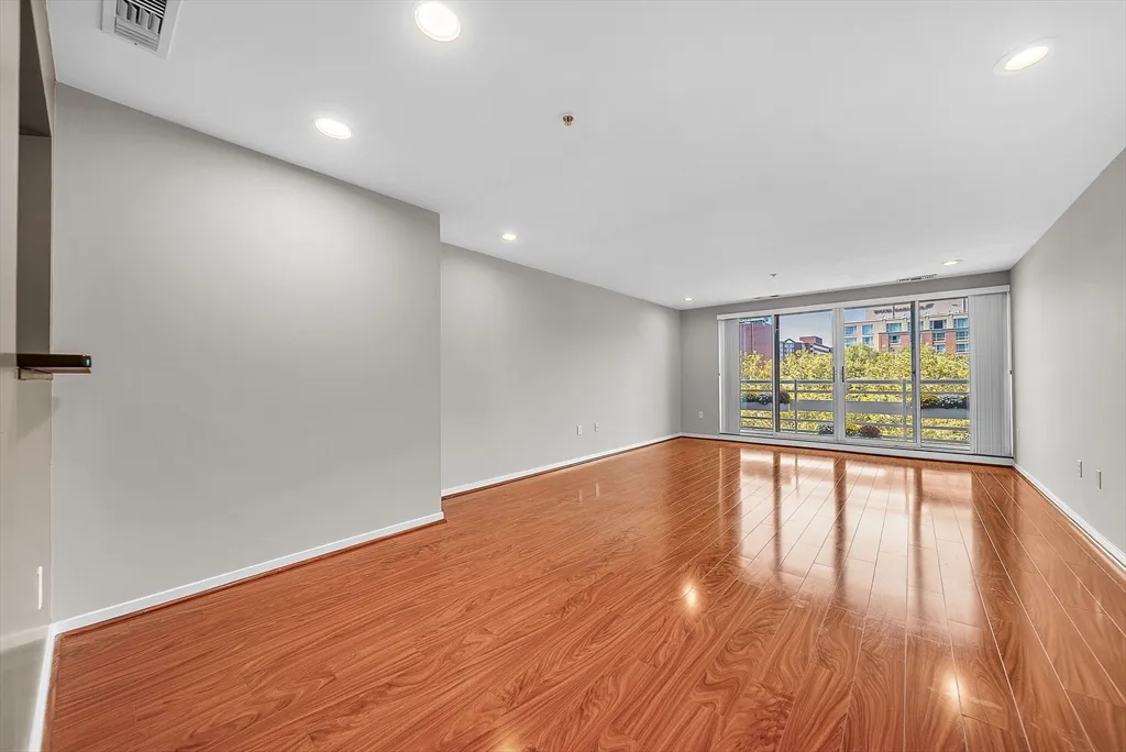 1 bed, 1 bath apartment for rent at 6 Canal Park Unit 408, East Cambridge — photo 10 of 41