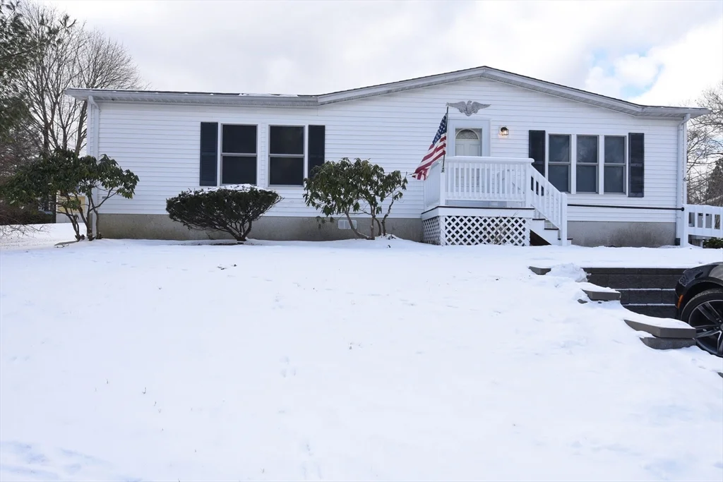 2 bed, 2 bath apartment for rent at 6 Canterbury Ln Unit 6, Rockland — photo 34 of 34