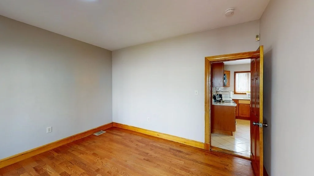 3 bed, 1 bath apartment for rent at 6 Cawfield Unit 1, Boston — photo 12 of 16