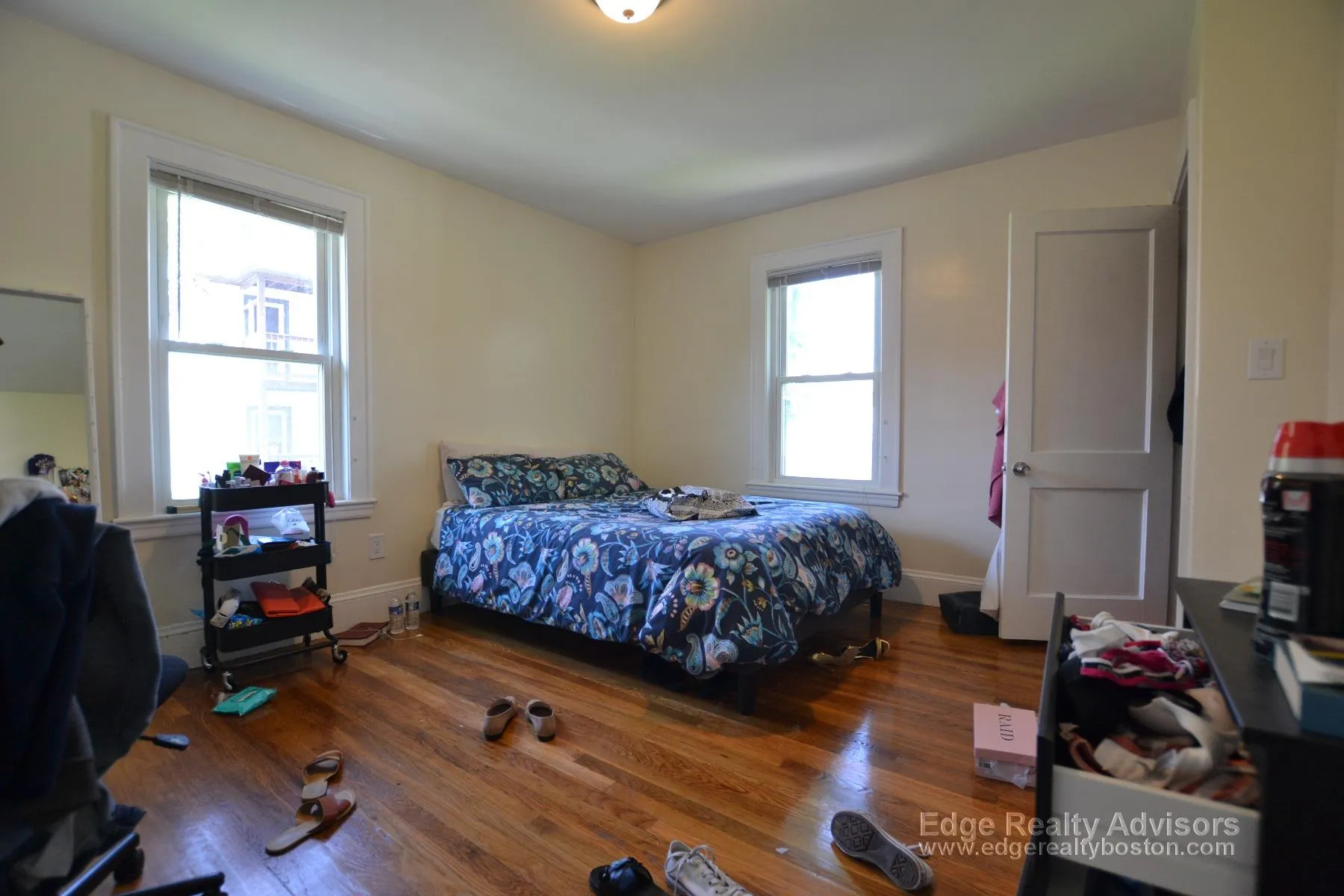 4 bed, 2 bath apartment for rent at 6 Cenacle Rd Unit 1, Brighton — photo 9 of 11