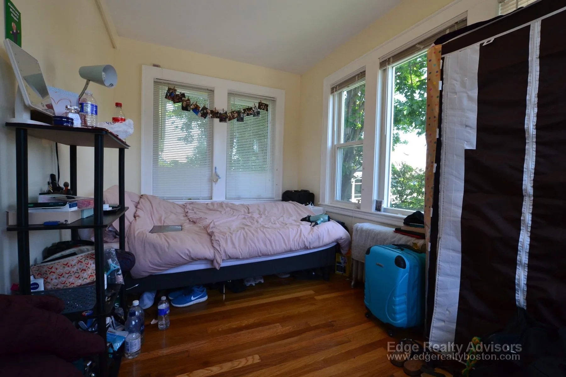 4 bed, 2 bath apartment for rent at 6 Cenacle Rd Unit 1, Brighton — photo 10 of 11
