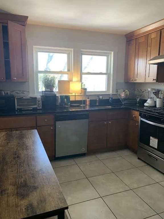 5 bed, 2 bath apartment for rent at 6 Cenacle Rd Unit 6, Brighton