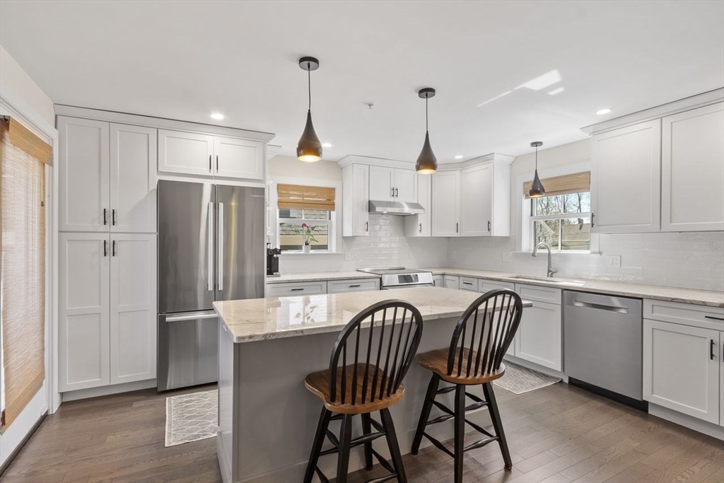 2 bed, 1 bath apartment for rent at 6 Center Unit B, Amesbury — photo 14 of 35