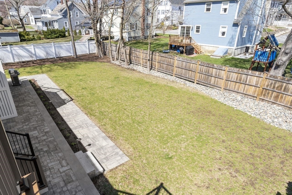 2 bed, 1 bath apartment for rent at 6 Center Unit B, Amesbury — photo 10 of 35