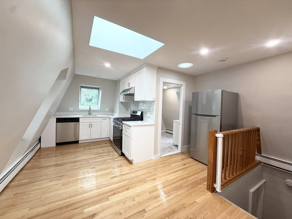 2 bed, 2 bath apartment for rent at 6 Channing St Unit 3, Newton Corner — photo 5 of 13