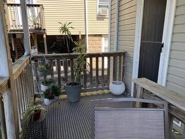 2 bed, 1 bath apartment for rent at 6 Chapman Unit 1, Watertown — photo 9 of 11