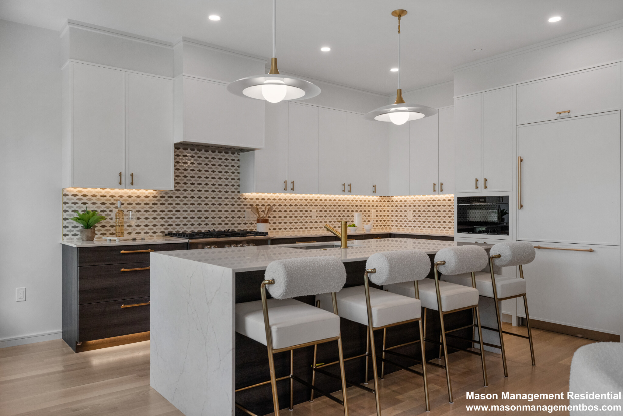 3 bed, 2.5 bath apartment for rent at 6 Claflin Rd Unit 4, Aspinwall Hill — photo 6 of 39