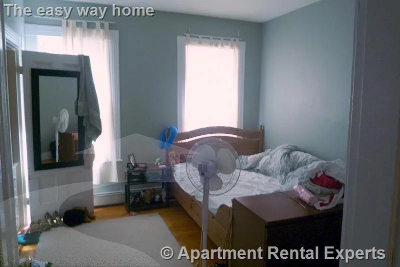 2 bed, 1 bath apartment for rent at 6 Clary St Unit 1, Inman Square — photo 4 of 9