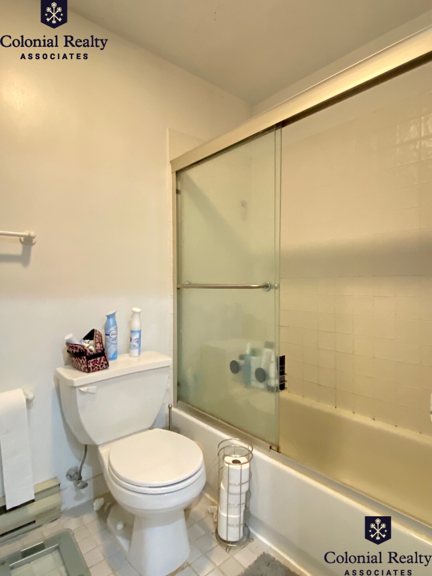3 bed, 1 bath apartment for rent at 6 Cleveland Pl Unit 12, North End — photo 31 of 33