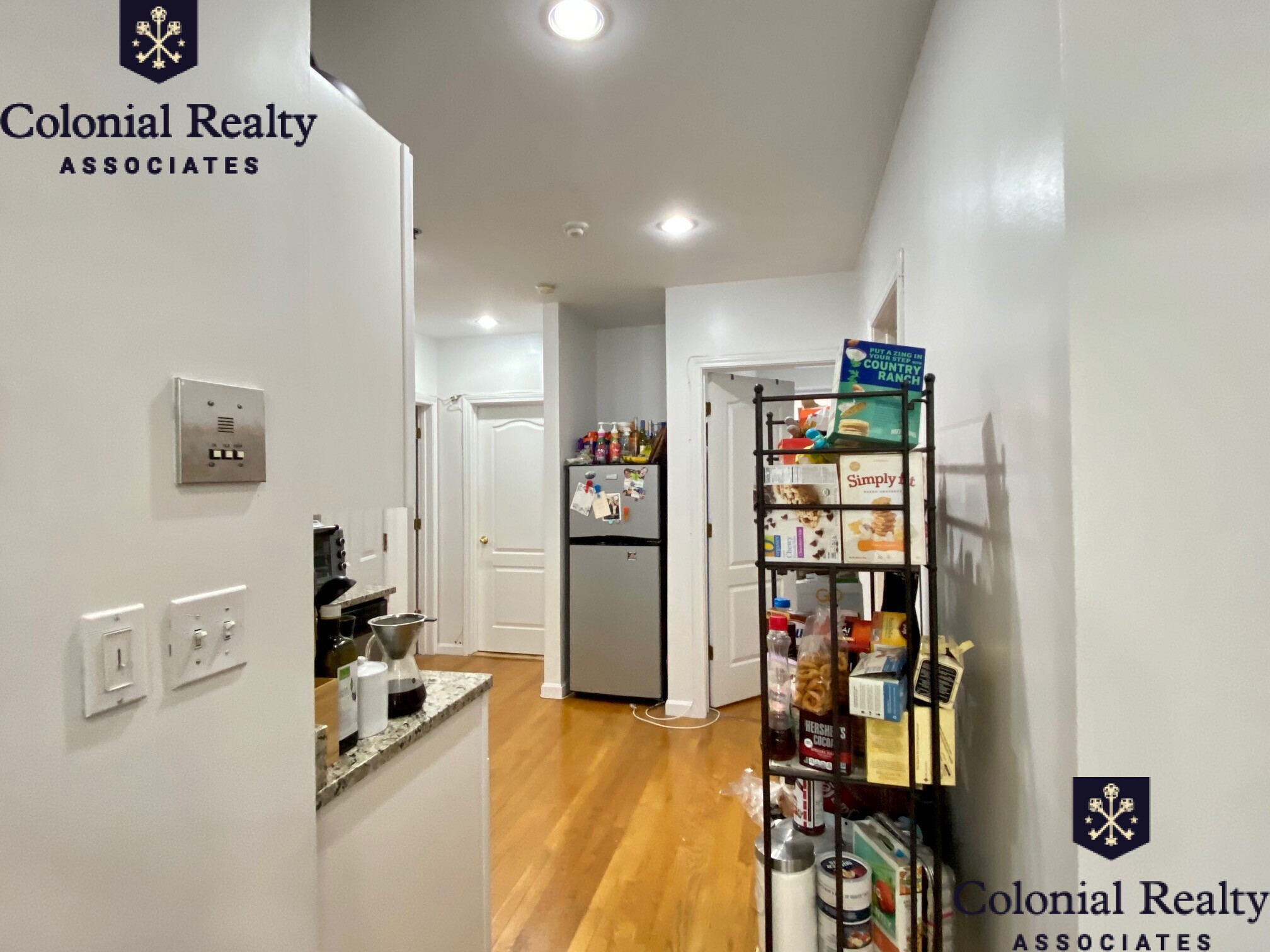 3 bed, 1 bath apartment for rent at 6 Cleveland Pl Unit 12, North End — photo 9 of 33