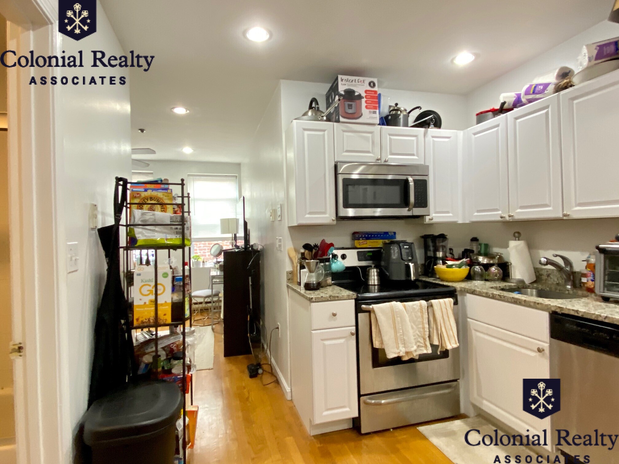 3 bed, 1 bath apartment for rent at 6 Cleveland Pl Unit 12, North End — photo 30 of 33