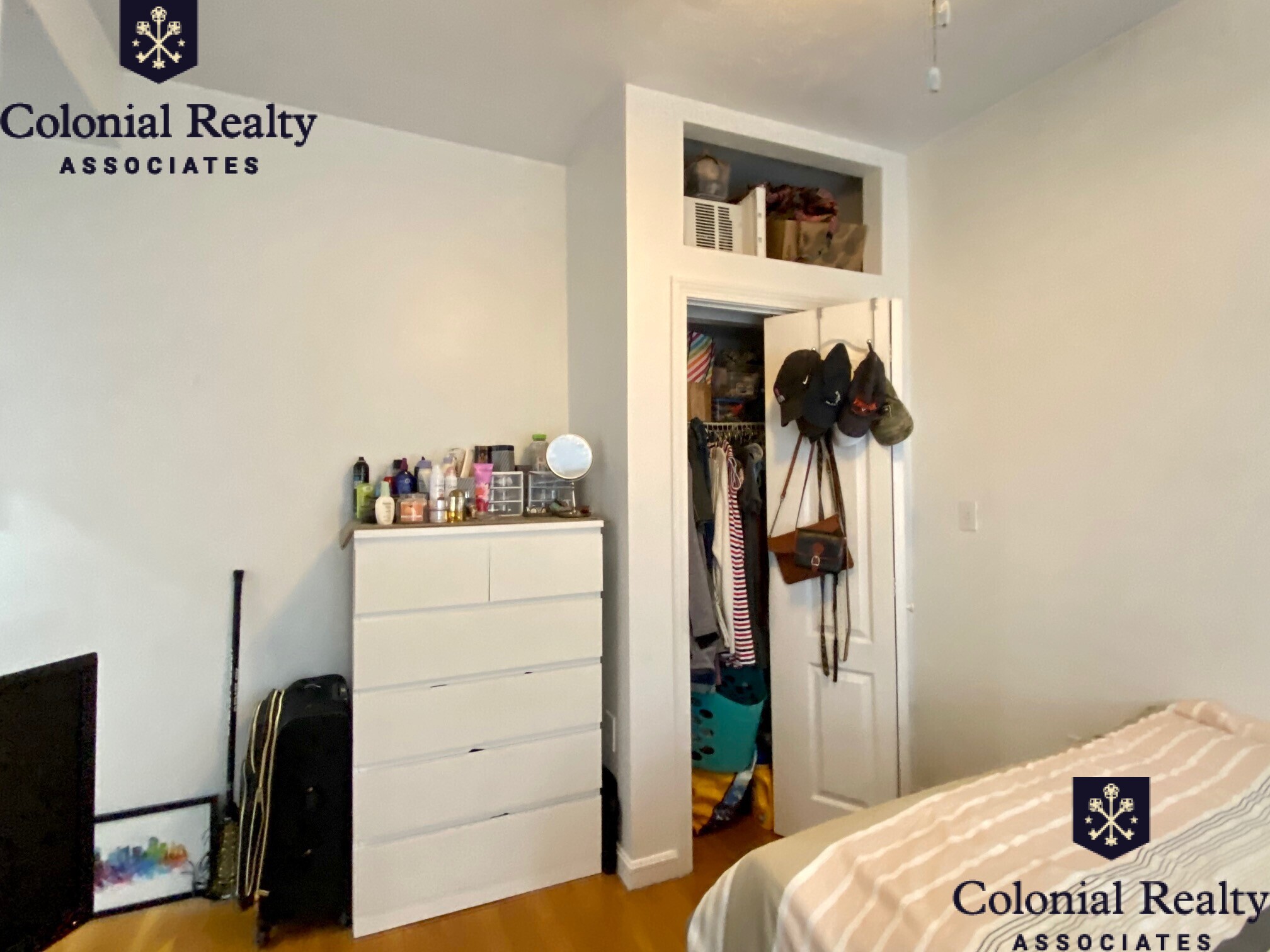 3 bed, 1 bath apartment for rent at 6 Cleveland Pl Unit 12, North End — photo 24 of 33