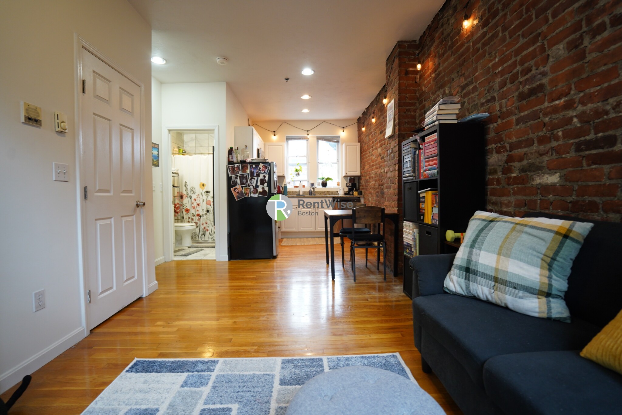 1 bed, 1 bath apartment for rent at 6 Cleveland Pl Unit 13, North End — photo 3 of 16