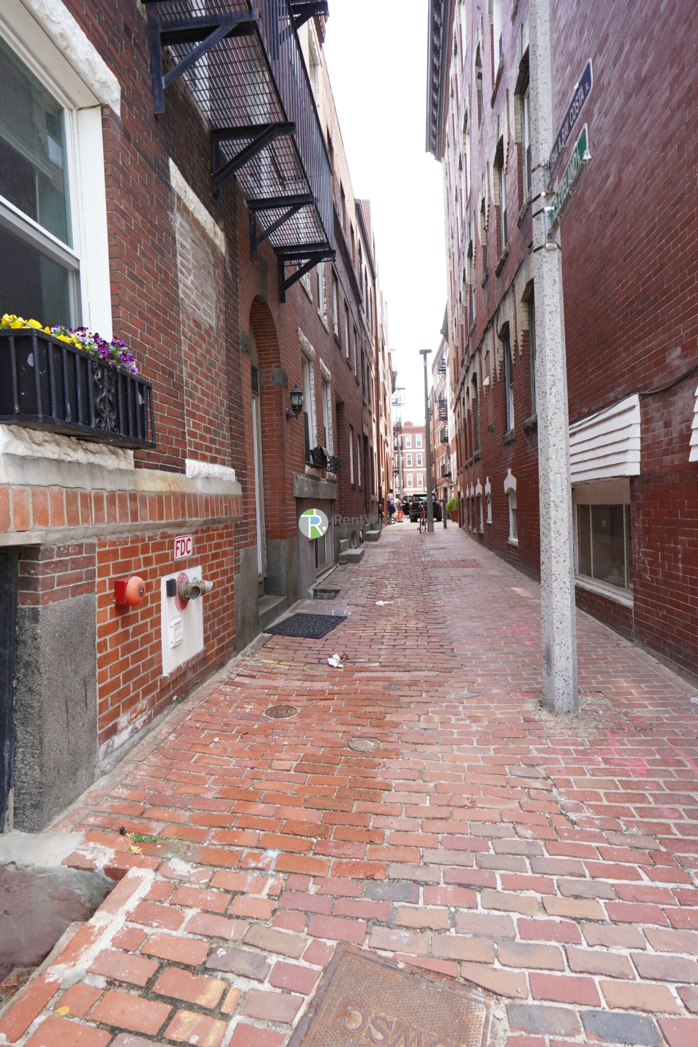 1 bed, 1 bath apartment for rent at 6 Cleveland Pl Unit 13, North End — photo 13 of 16