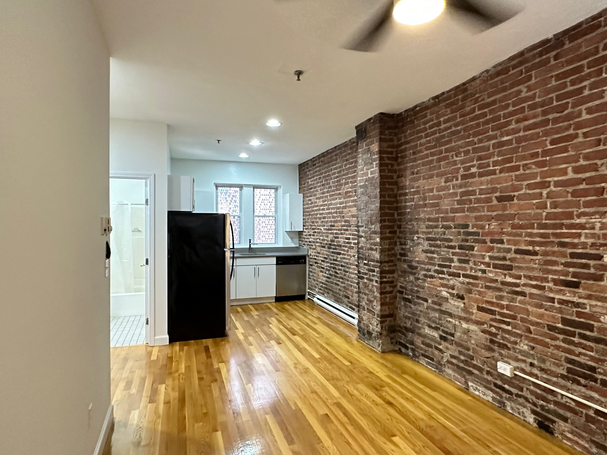 1 bed, 1 bath apartment for rent at 6 Cleveland Pl Unit 13L, North End — photo 25 of 26