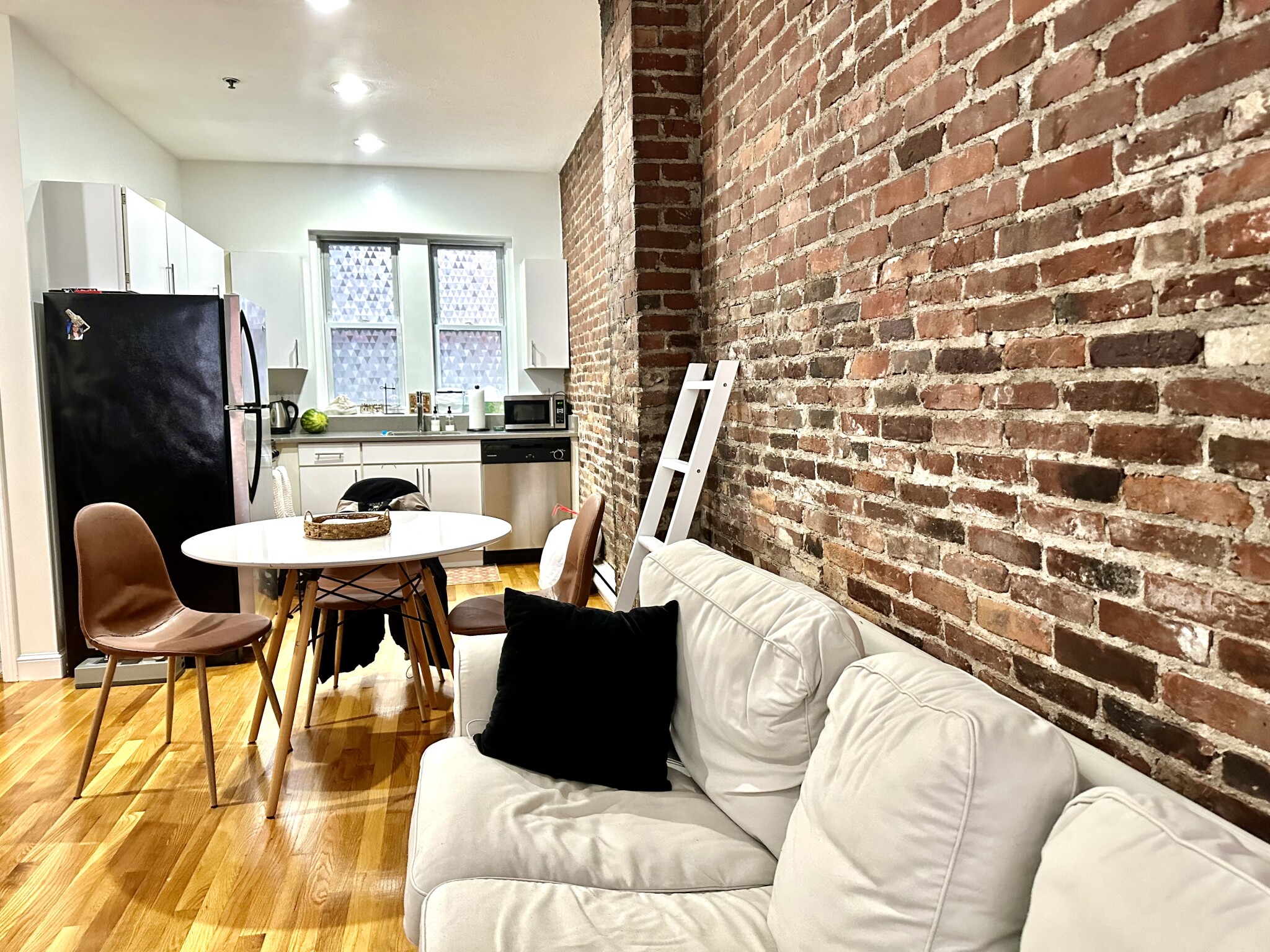 1 bed, 1 bath apartment for rent at 6 Cleveland Pl Unit 13L, North End — photo 2 of 26