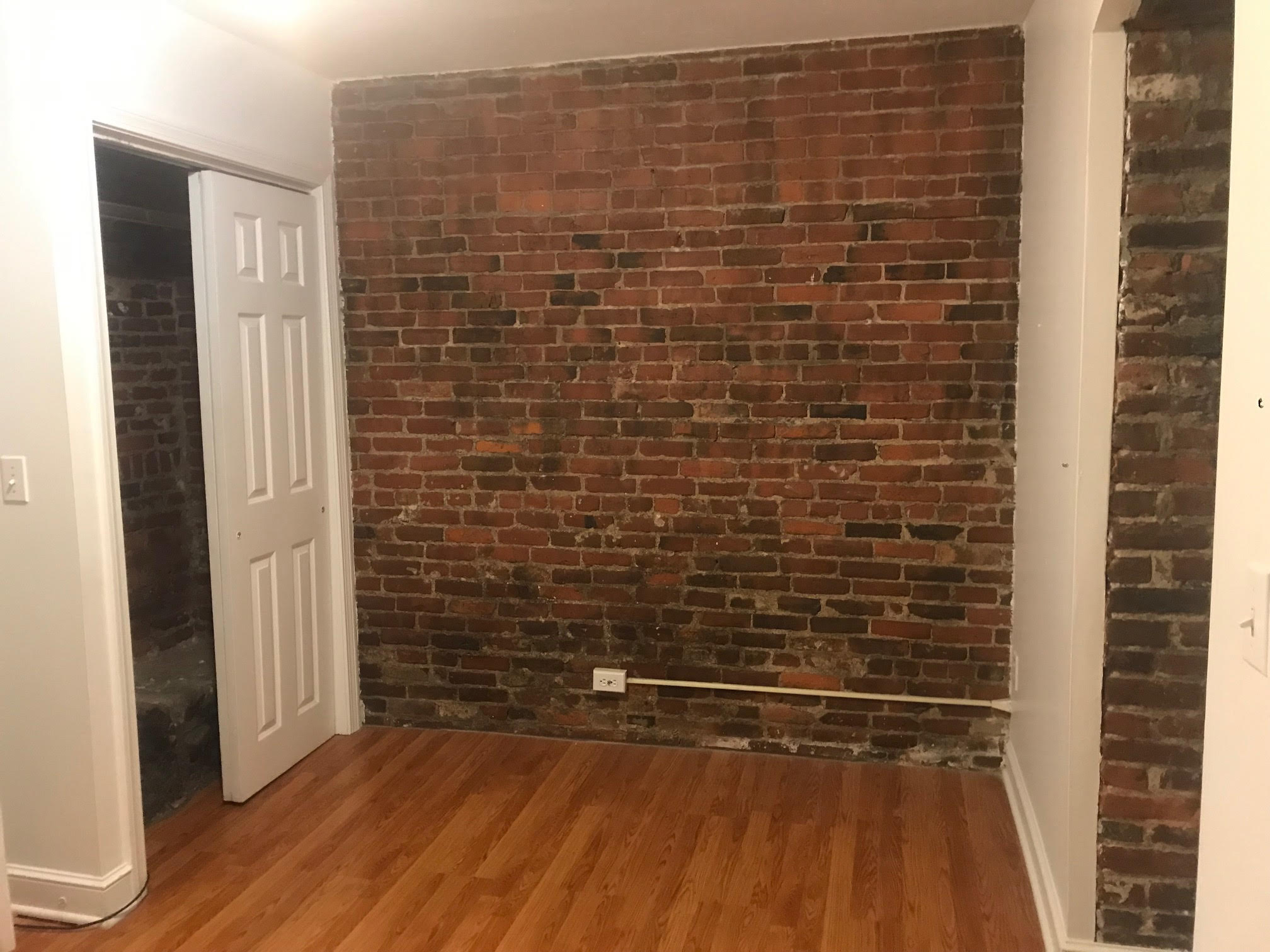 2 bed, 1 bath apartment for rent at 6 Cleveland Pl Unit 2, North End — photo 6 of 23