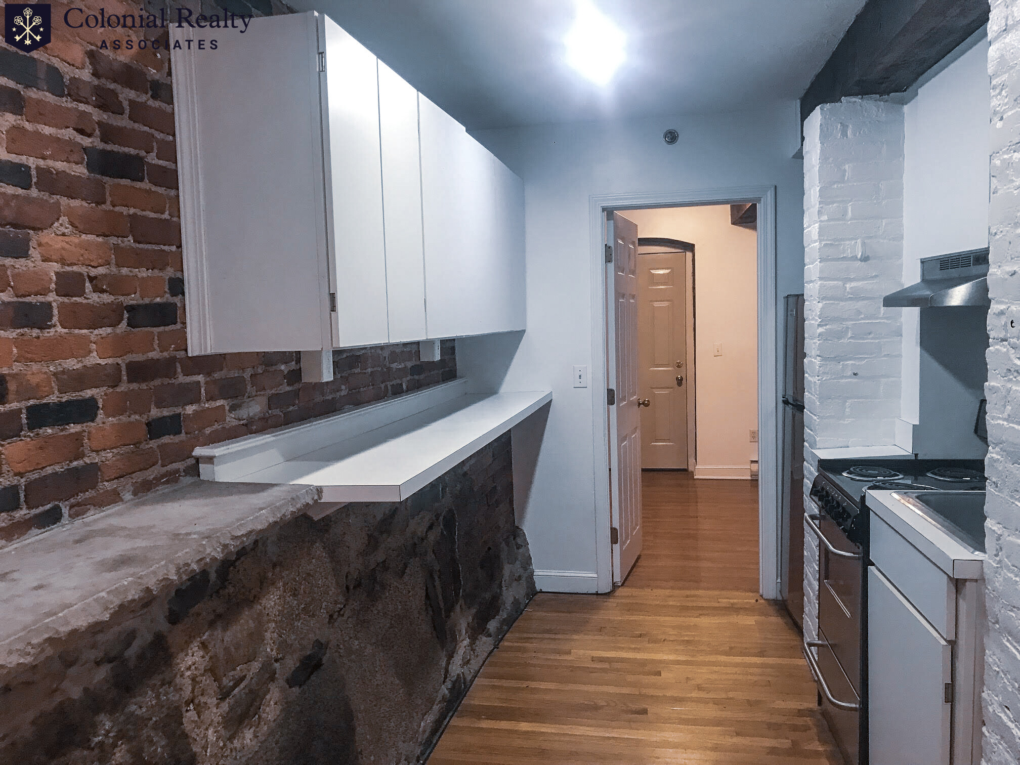 2 bed, 1 bath apartment for rent at 6 Cleveland Pl Unit 5, North End — photo 2 of 23