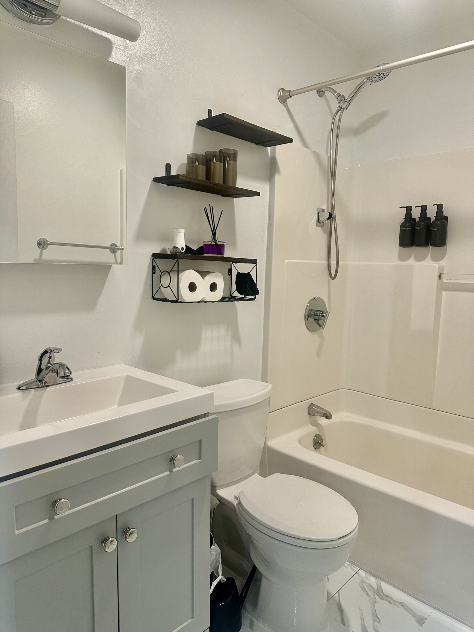 1 bed, 1 bath apartment for rent at 6 Cleveland Pl Unit 7R, North End — photo 5 of 11