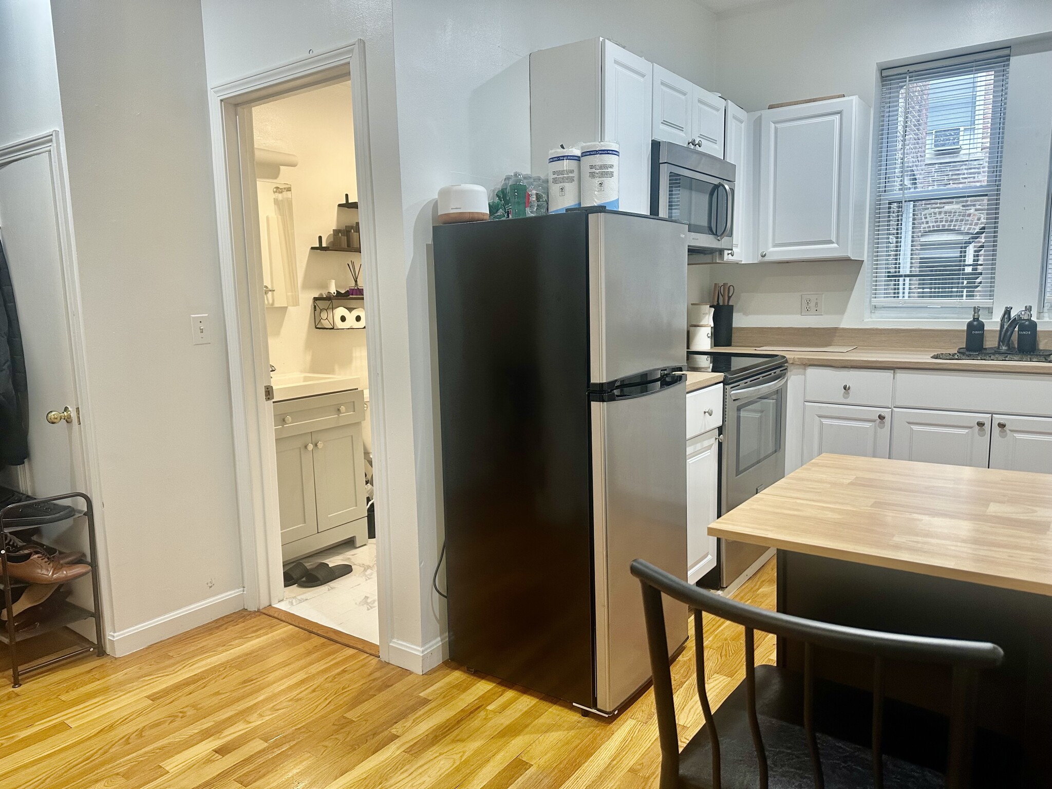 1 bed, 1 bath apartment for rent at 6 Cleveland Pl Unit 7R, North End — photo 9 of 11
