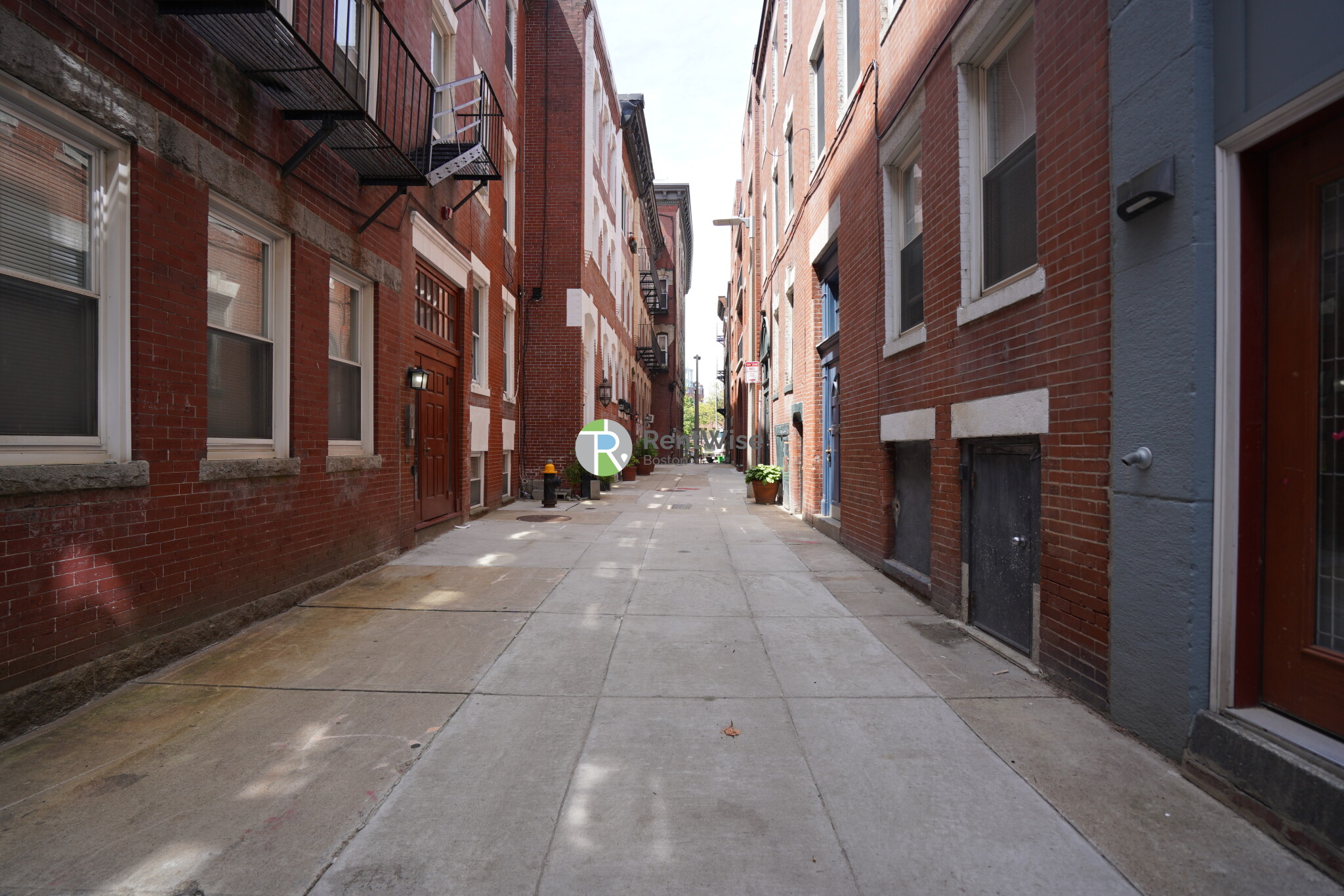 3 bed, 1 bath apartment for rent at 6 Cleveland Pl Unit 8, North End — photo 15 of 20