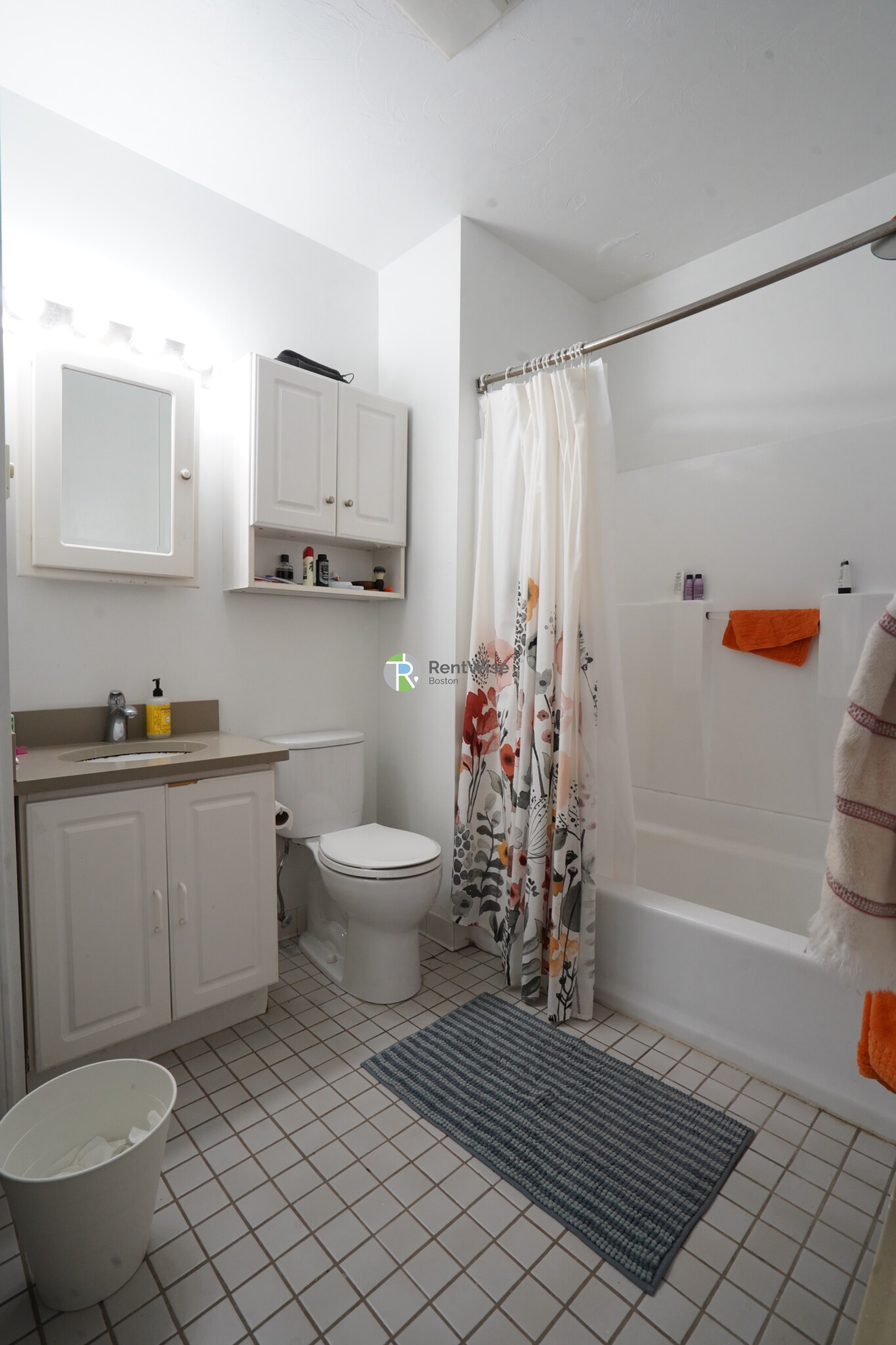 3 bed, 1 bath apartment for rent at 6 Cleveland Pl Unit 8, North End — photo 11 of 20