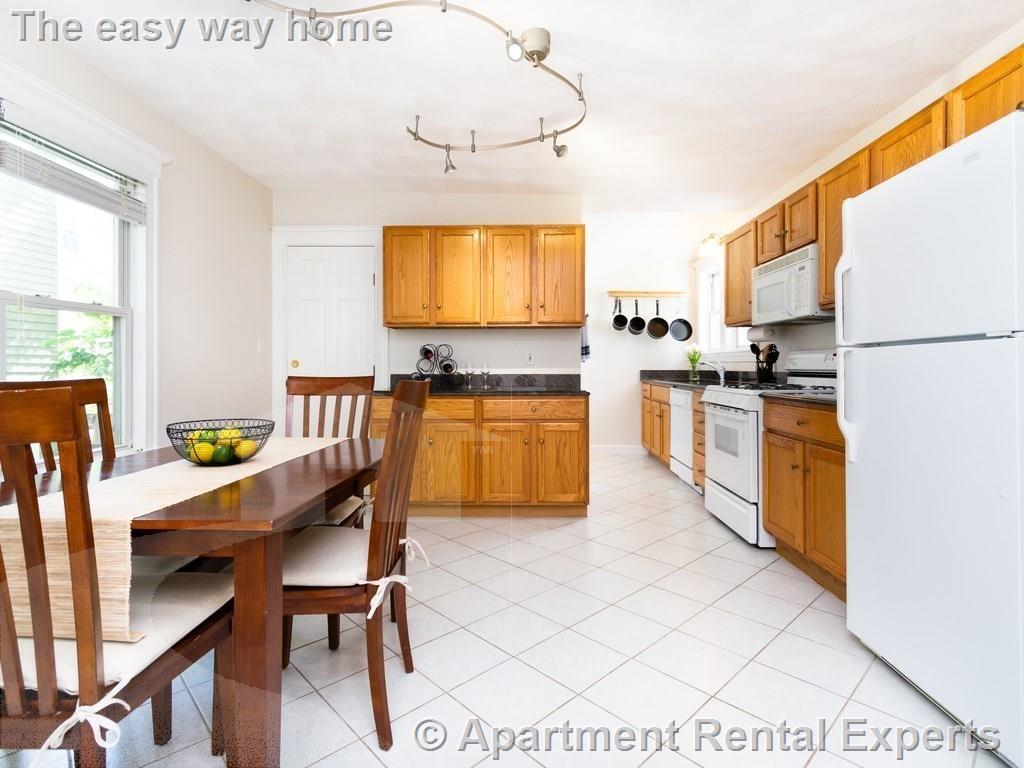 2 bed, 1 bath apartment for rent at 6 Clifton St Unit 2, Davis Square — photo 4 of 20