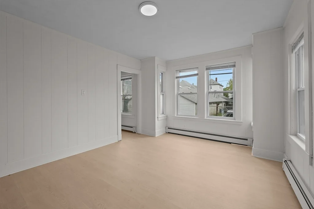 3 bed, 2 bath apartment for rent at 6 Coffin Avenue Ct, New Bedford — photo 17 of 35