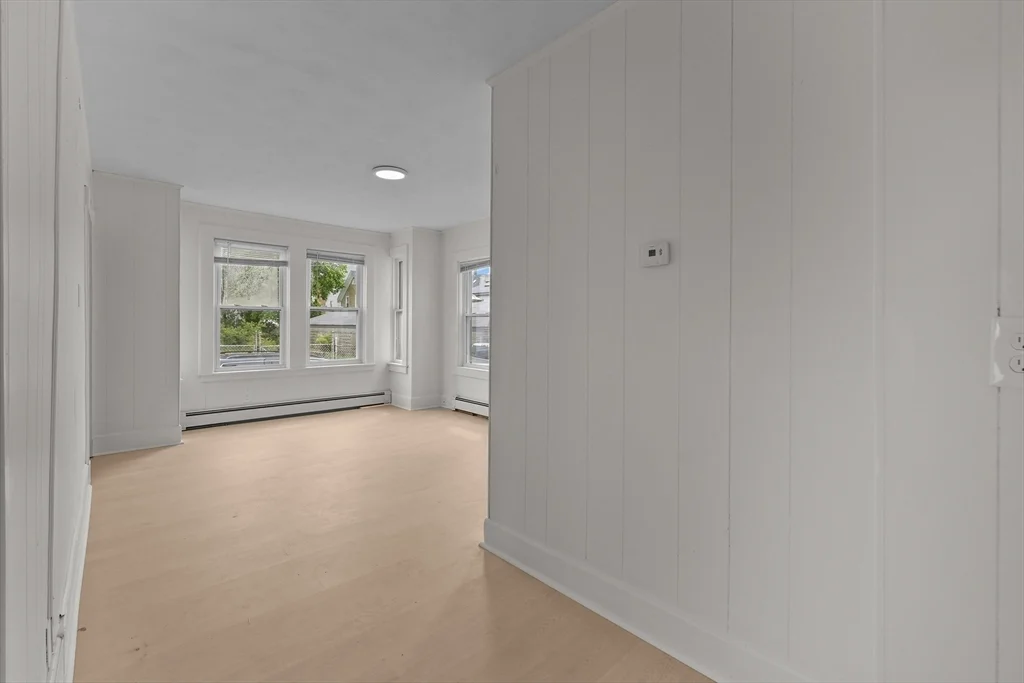 3 bed, 2 bath apartment for rent at 6 Coffin Avenue Ct, New Bedford — photo 21 of 35