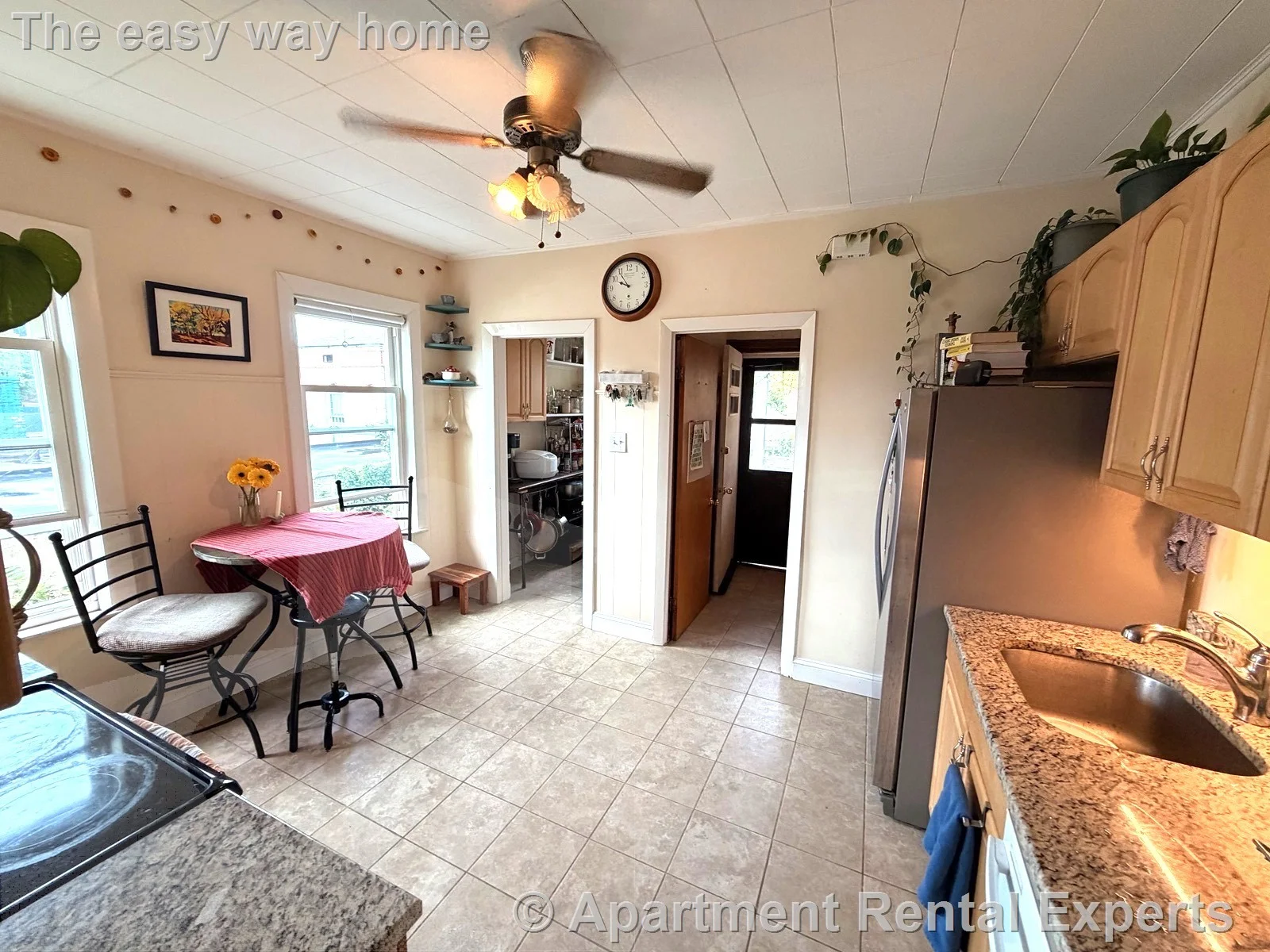 3 bed, 1 bath apartment for rent at 6 Columbus Ave Unit 1, Union Square — photo 3 of 17