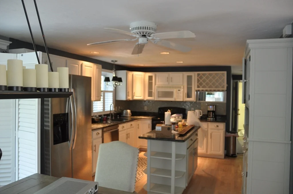 4 bed, 2 bath apartment for rent at 6 Country Club, Falmouth — photo 9 of 18