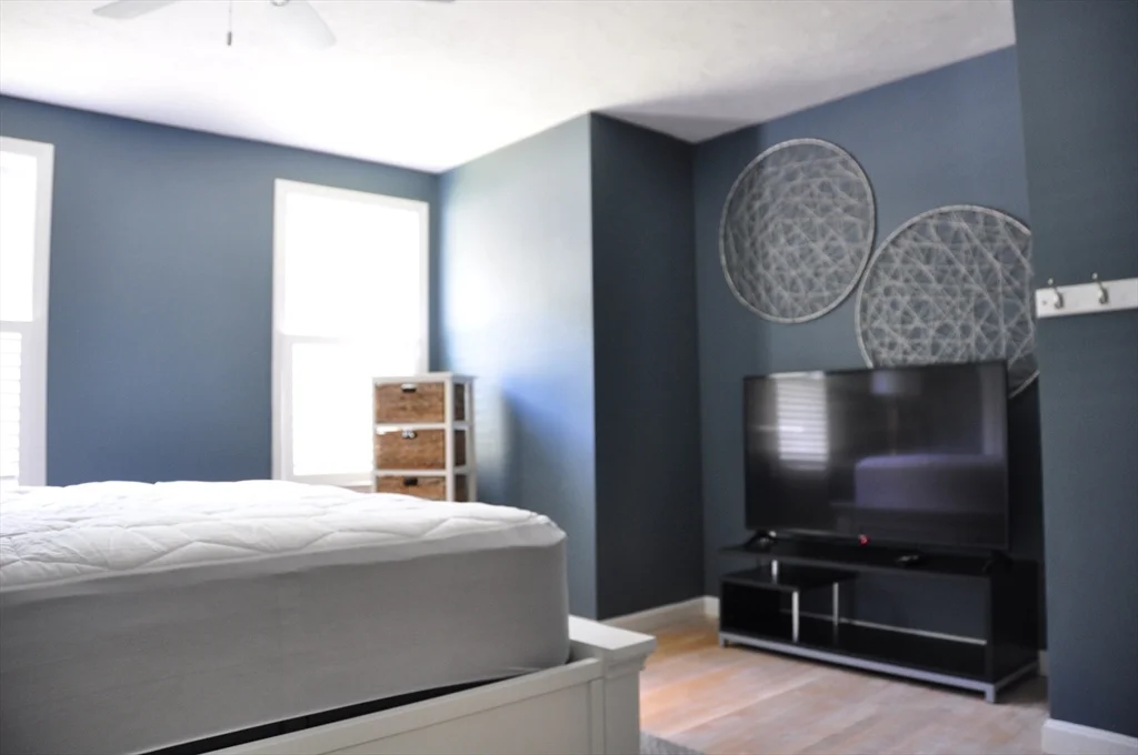 4 bed, 2 bath apartment for rent at 6 Country Club, Falmouth — photo 12 of 18