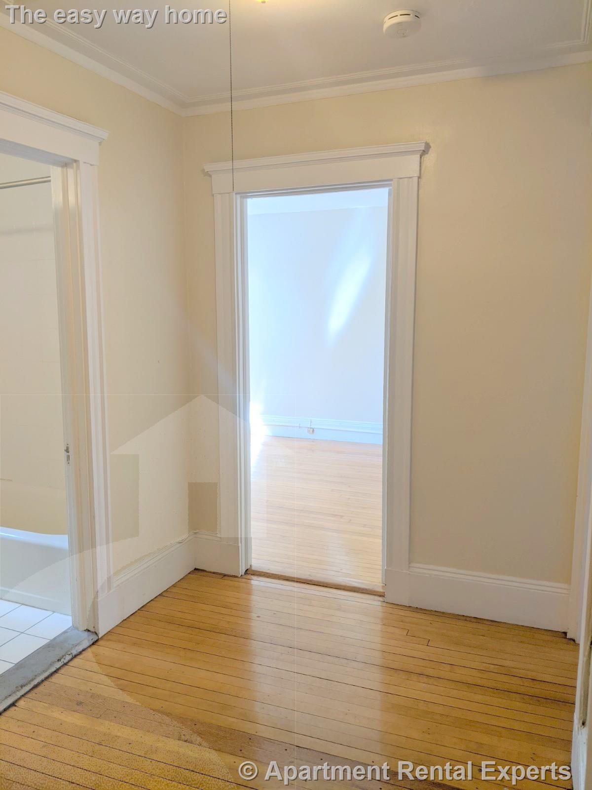 1 bed, 1 bath apartment for rent at 6 Craigie Cir Unit 24, Harvard Square — photo 9 of 13
