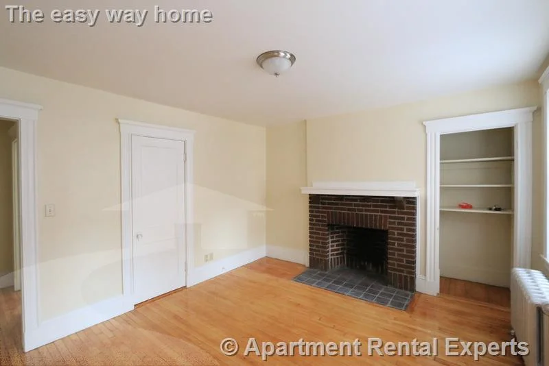 1 bed, 1 bath apartment for rent at 6 Craigie Cir Unit 34, Harvard Square — photo 2 of 12