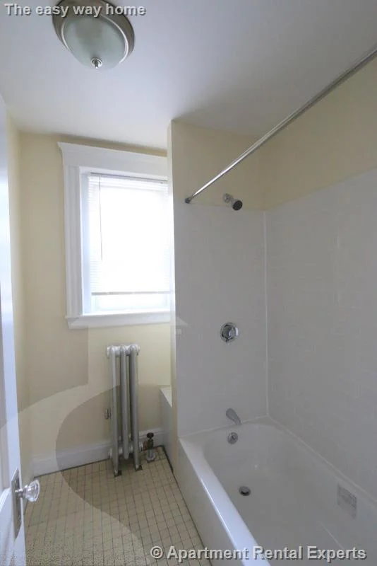 1 bed, 1 bath apartment for rent at 6 Craigie Cir Unit 34, Harvard Square — photo 7 of 12