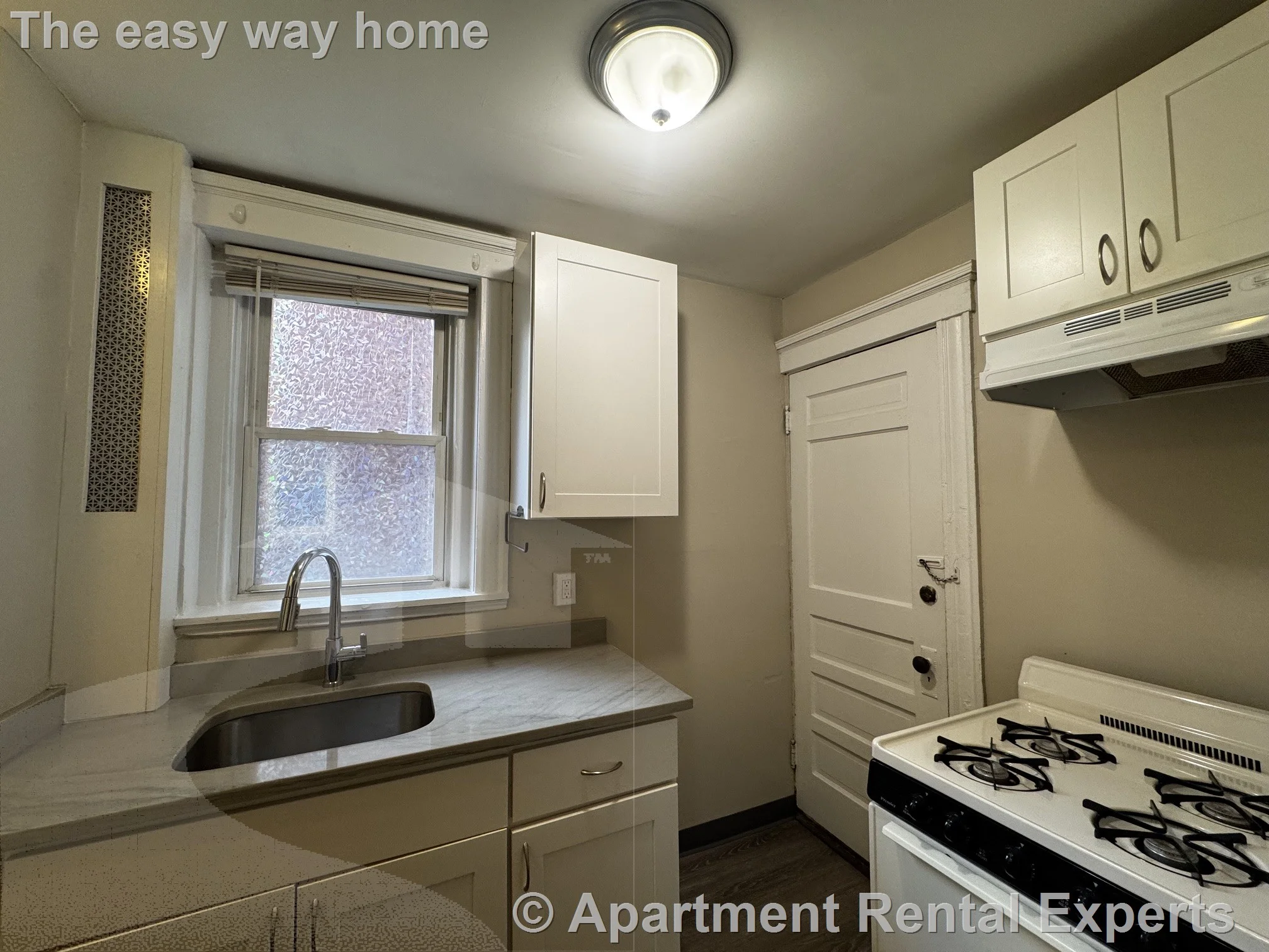 1 bed, 1 bath apartment for rent at 6 Craigie Cir Unit 4, Harvard Square — photo 3 of 11