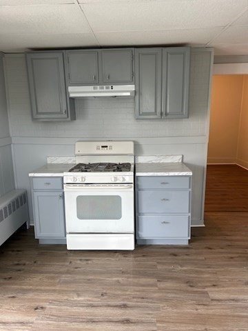 3 bed, 1 bath apartment for rent at 6 Crescent Ave Unit 1, East Providence — photo 2 of 15