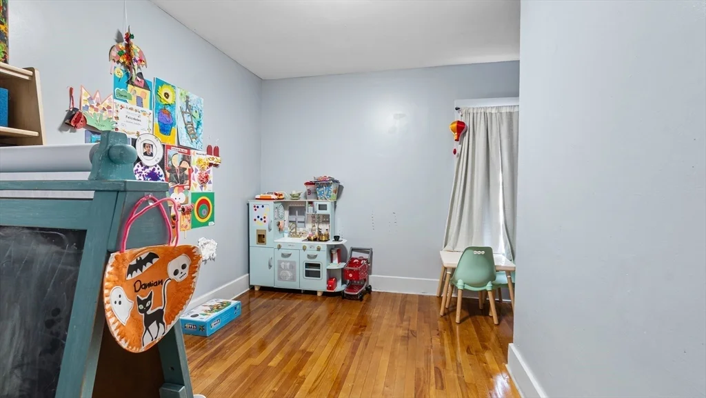 4 bed, 1 bath apartment for rent at 6 Crescent St Unit 6, Whitinsville — photo 17 of 24