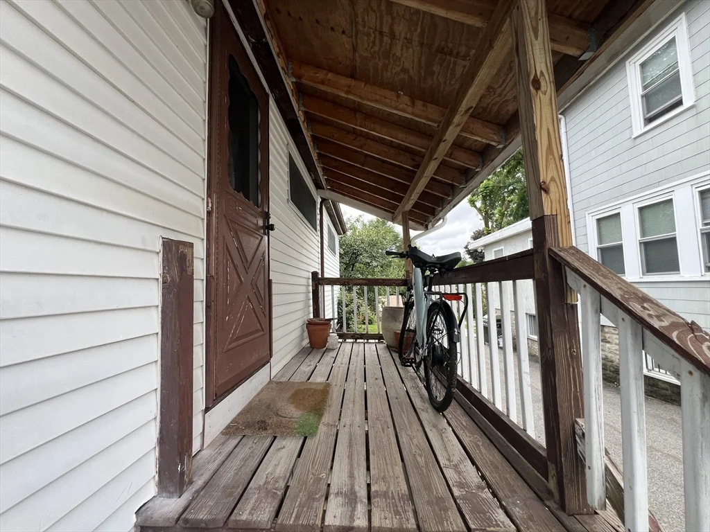 2 bed, 1 bath apartment for rent at 6 Cresthill Rd Unit 6, Brighton — photo 2 of 17