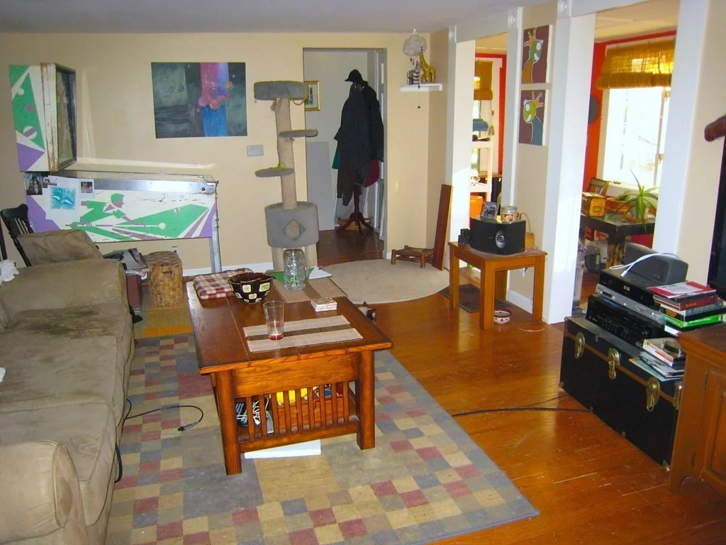 3 bed, 1 bath apartment for rent at 6 Cross Unit 1, Natick — photo 3 of 7