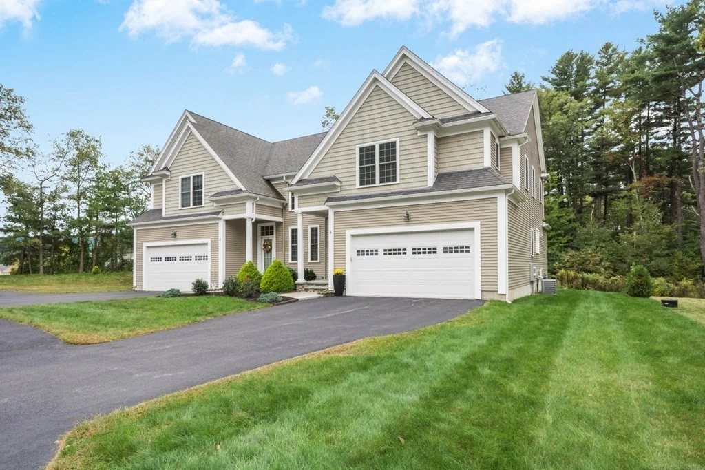 3 bed, 2 bath apartment for rent at 6 Cyrus Way Unit 6, Northborough