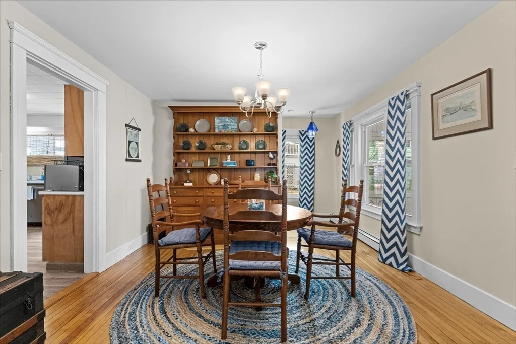 3 bed, 1 bath apartment for rent at 6 Davis Way, Worcester — photo 18 of 39
